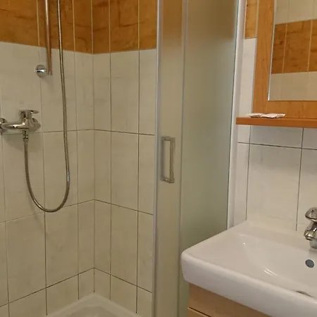 U Karabiny بيت ضيافة Adršpach